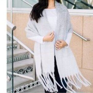Mer Sea - Ombre Gray Blanket Scarf - 36X22